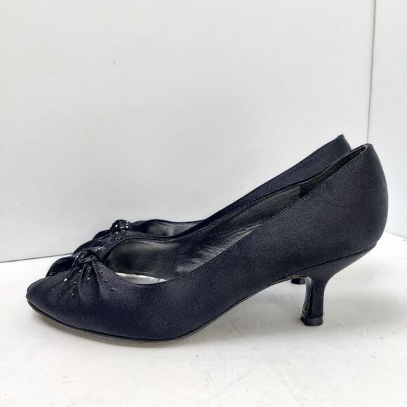 Stuart weitzman Peep Toe 2" Heel Black Satin Gathered Bow Sparkle Stars Sz 6.5 M - Picture 16 of 16